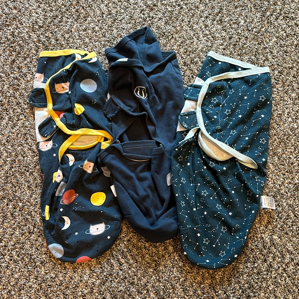 Insular Velcro baby swaddles